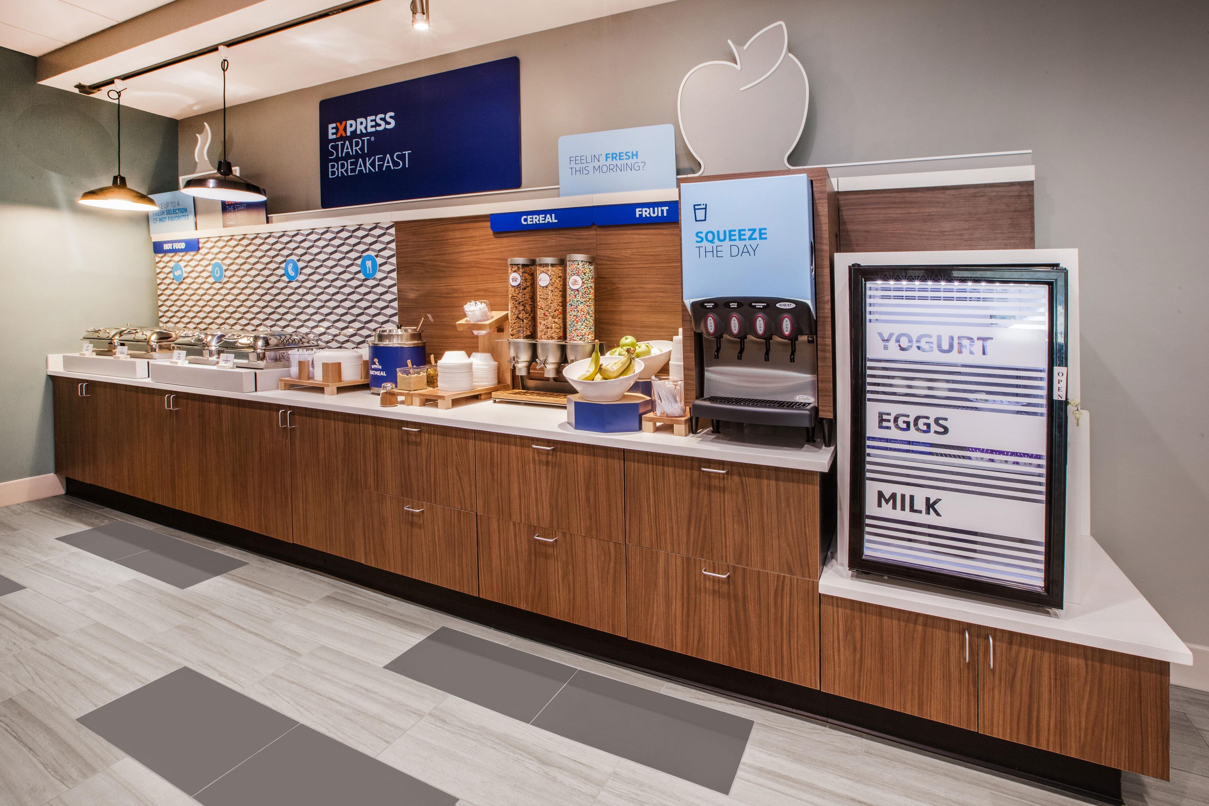 Holiday Inn Express & Suites Alpharetta By Ihg Exterior foto